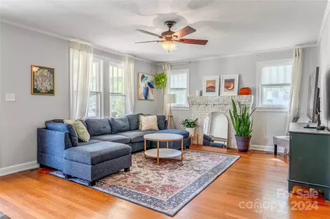 Living - 401 Mitchell Ave, Salisbury, NC 28144 photo 3 of 3
