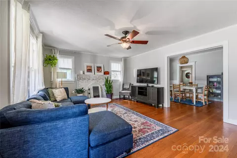 Living - 401 Mitchell Ave, Salisbury, NC 28144 photo 1 of 3