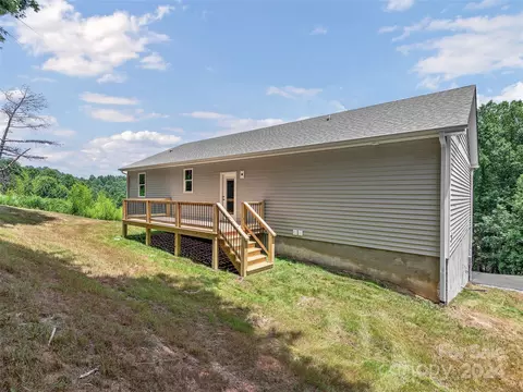 Exterior - 91 Smokey Quartz Ln, Flat Rock, NC 28731 photo 1 of 2