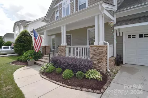 712 Mercer Pl, Huntersville, NC 28078