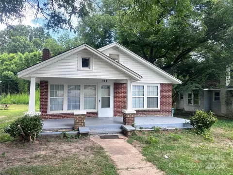 805 Alabama Ave, Bessemer City, NC 28016