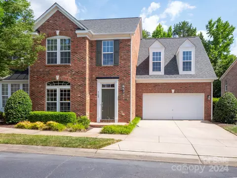 5139 Berkeley Crk, Charlotte, NC 28277