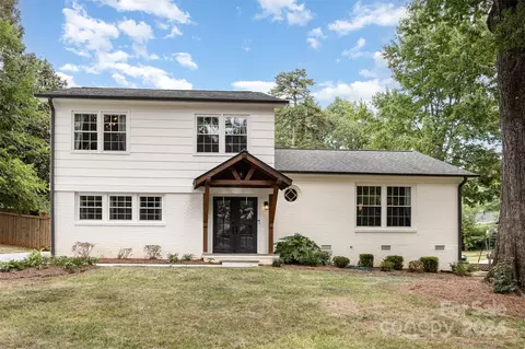 716 Lynbrook Dr, Charlotte, NC 28211
