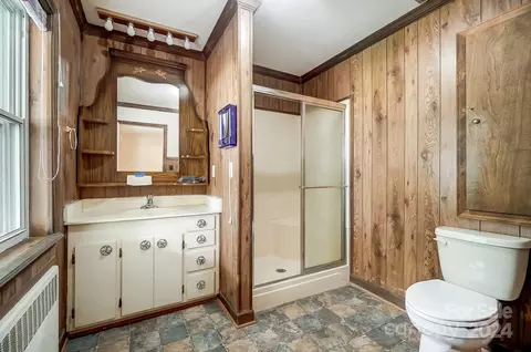 Bath - 502 Jackson St, Kannapolis, NC 28083 photo 2 of 3
