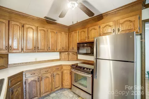 Kitchen - 502 Jackson St, Kannapolis, NC 28083 photo 3 of 4