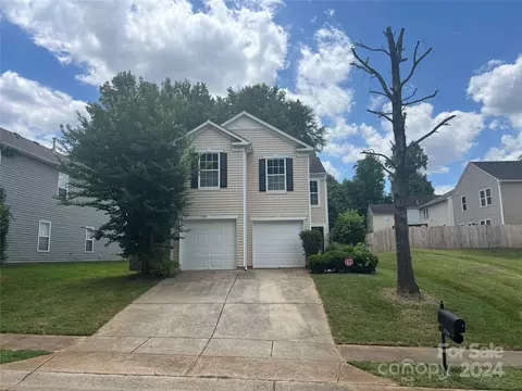 5114 Vanhoy Ln, Charlotte, NC 28269