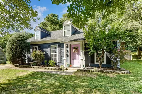 12318 Delcorte Ln, Pineville, NC 28134