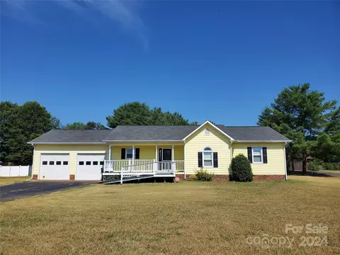 133 Sara Ln, Statesville, NC 28625