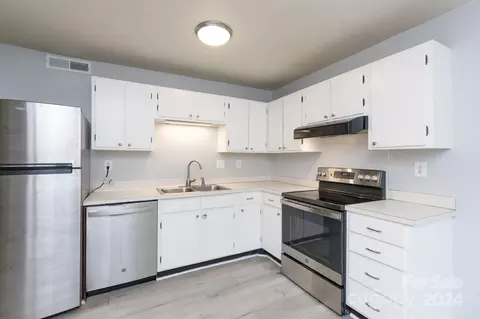 1626 Hunters Trl, Rock Hill, SC 29732