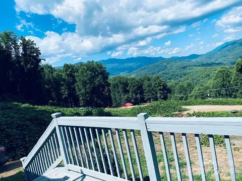 273 Nowhere Dr, Sylva, NC 28779 photo 5