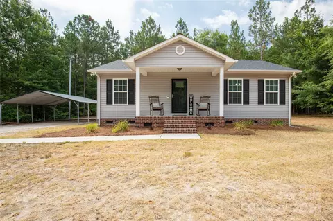 102 Twin Brook Ln, Pageland, SC 29728