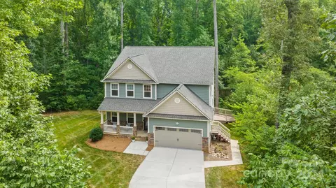 8219 Aspen Ct, Mint Hill, NC 28227