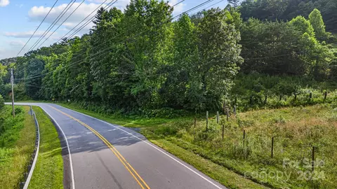 99999 Us 2570 Hwy, Marshall, NC 28753