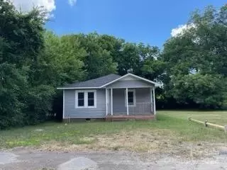 813 S Church S St S, Cheraw, SC 29520