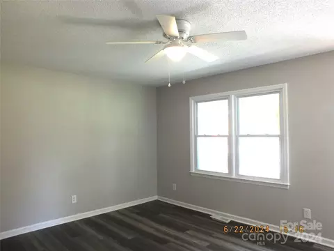 2333 Douglas Rd, Lancaster, SC 29720 photo 5