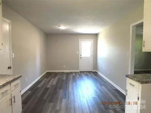 2333 Douglas Rd, Lancaster, SC 29720 photo 4