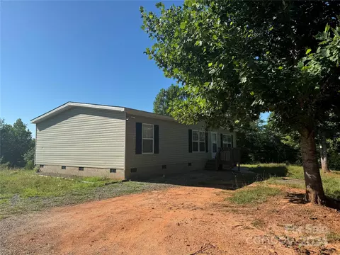 3732 Bills Creek Rd, Lake Lure, NC 28746