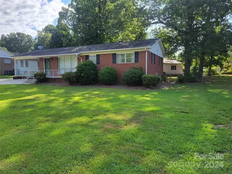421 Kingfield Sw Dr SW, Concord, NC 28027