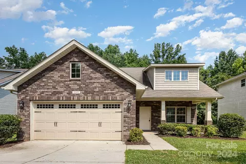 5212 Newport Landing Way, Gastonia, NC 28056