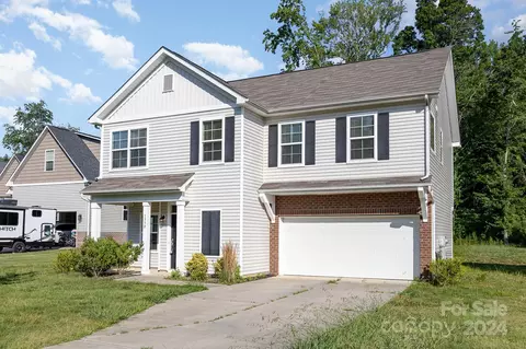 1330 Oak Haven Dr, Salisbury, NC 28146