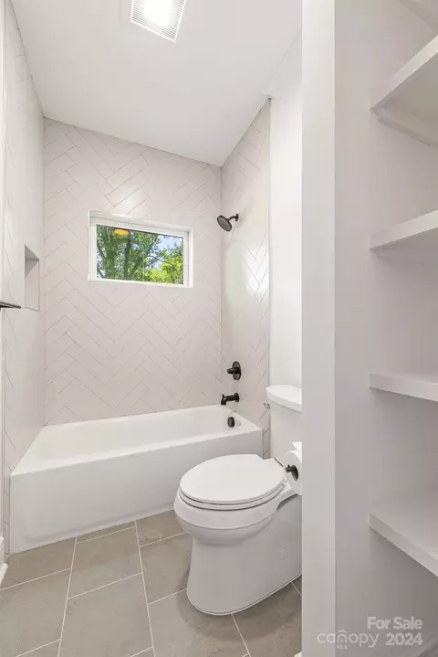 Bath - 4334 Castleton Rd, Charlotte, NC 28211 photo 6 of 6
