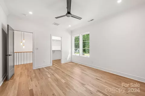 Bedroom - 4334 Castleton Rd, Charlotte, NC 28211 photo 4 of 6