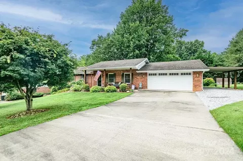 87 Still Meadow Dr, Pisgah Forest, NC 28768