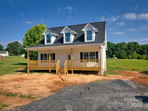 248 Spring St, Ellenboro, NC 28040