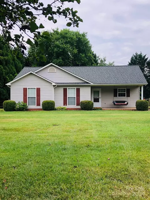 126 Gilead Ln, Statesville, NC 28625