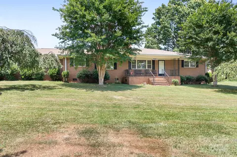10904 Everette Keith Rd, Huntersville, NC 28078