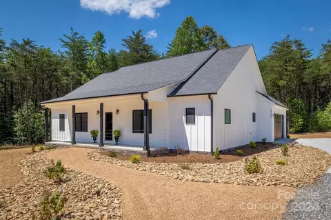 3109 E Moonlight Pl, Morganton, NC 28655