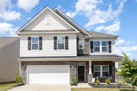 4015 Farmington Ridge Pkwy, Charlotte, NC 28213