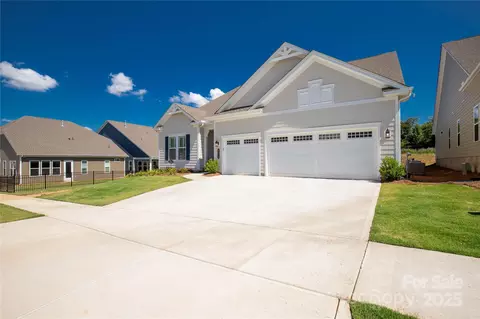 6070 Waldorf Ave, Monroe, NC 28110