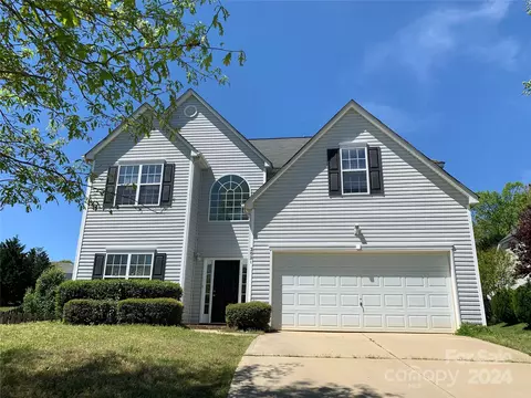 2021 White Cedar Ln, Waxhaw, NC 28173