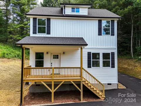 75 Kelly Fields Dr, Alexander, NC 28701