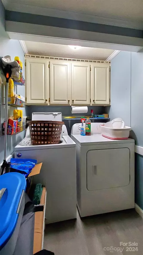 1070 27th Ne St NE, Conover, NC 28613 photo 40