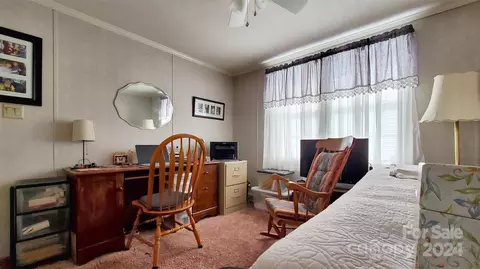1070 27th Ne St NE, Conover, NC 28613 photo 38