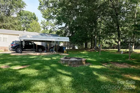 1070 27th Ne St NE, Conover, NC 28613 photo 7