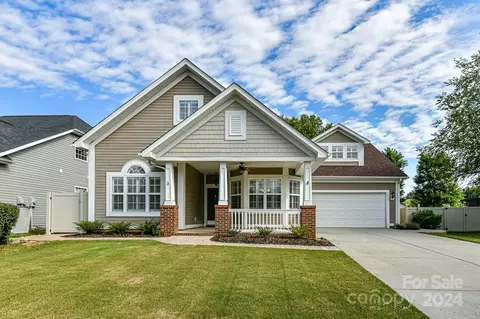 3594 Leighton Dr, Concord, NC 28027