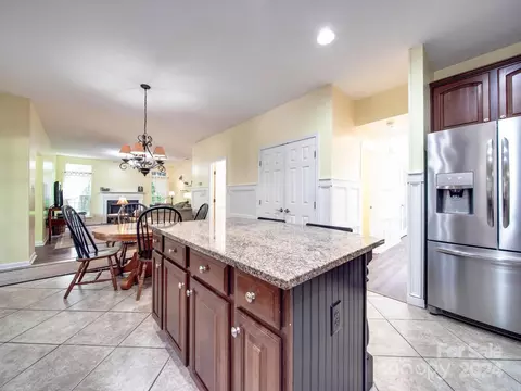 Kitchen - 617 Circle Trace Rd, Monroe, NC 28110 photo 4 of 5