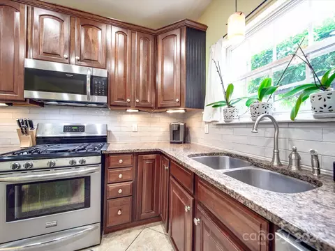Kitchen - 617 Circle Trace Rd, Monroe, NC 28110 photo 3 of 5
