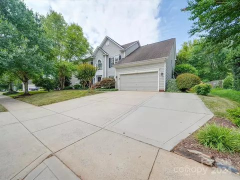 Exterior - 617 Circle Trace Rd, Monroe, NC 28110 photo 3 of 10