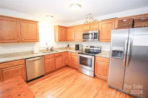 Kitchen - 118 Stephens Dr, Morganton, NC 28655 photo 2 of 2