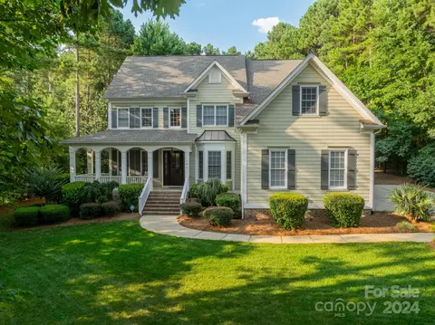 127 Grove Creek Ln, Mooresville, NC 28117