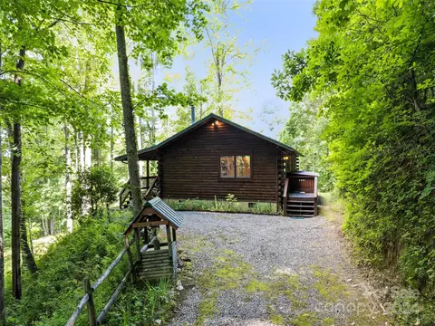 1007 Van Arrington Rd, Clyde, NC 28721 photo 3