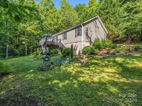 236 Bunyan Gap Trl, Cedar Mountain, NC 28718