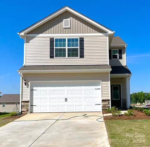 3212 Strong Box Ln, Gastonia, NC 28052