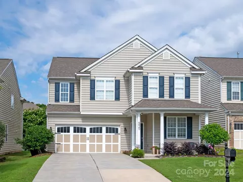 6420 Manitoba Ln, Charlotte, NC 28277