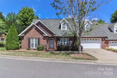 1601 Crown Vue Ct, Statesville, NC 28625