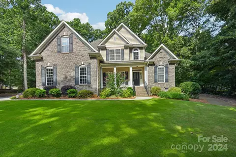 1013 Wesley Downs Rd, Monroe, NC 28110